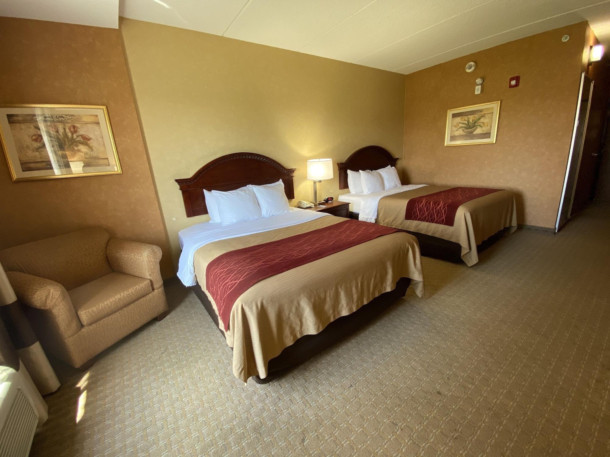Quality Inn Near Walden Galleria Mall Чіктоваґа Екстер'єр фото