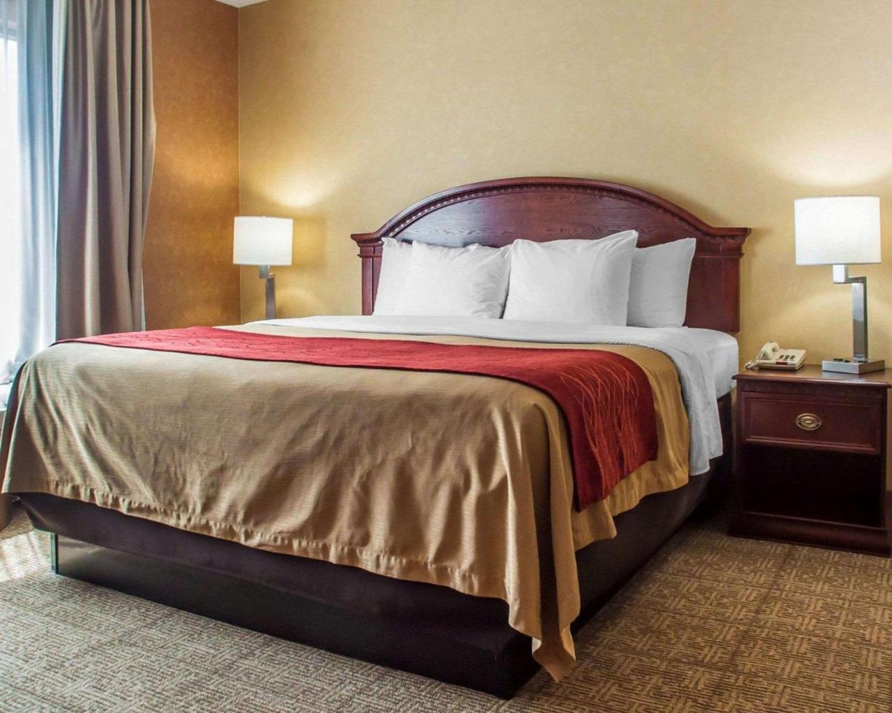 Quality Inn Near Walden Galleria Mall Чіктоваґа Екстер'єр фото